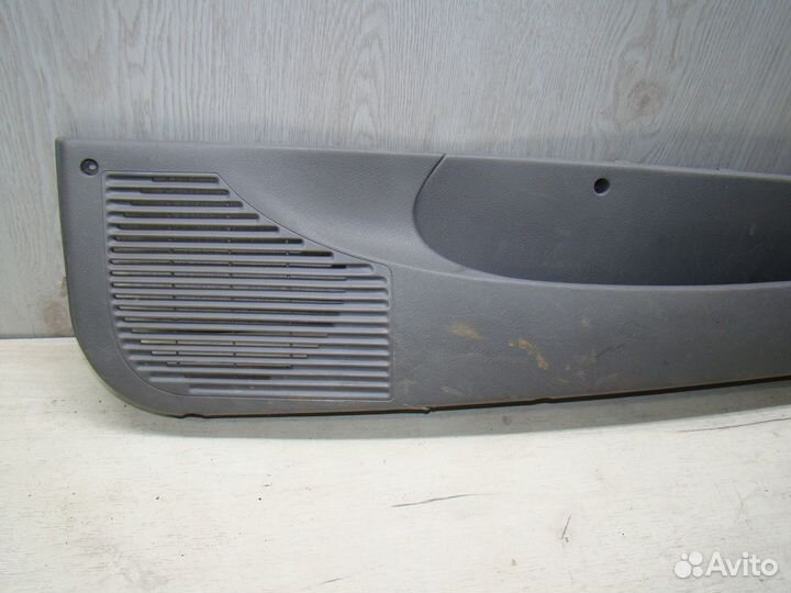 Обшивка двери передняя правая Opel Corsa B Опель К