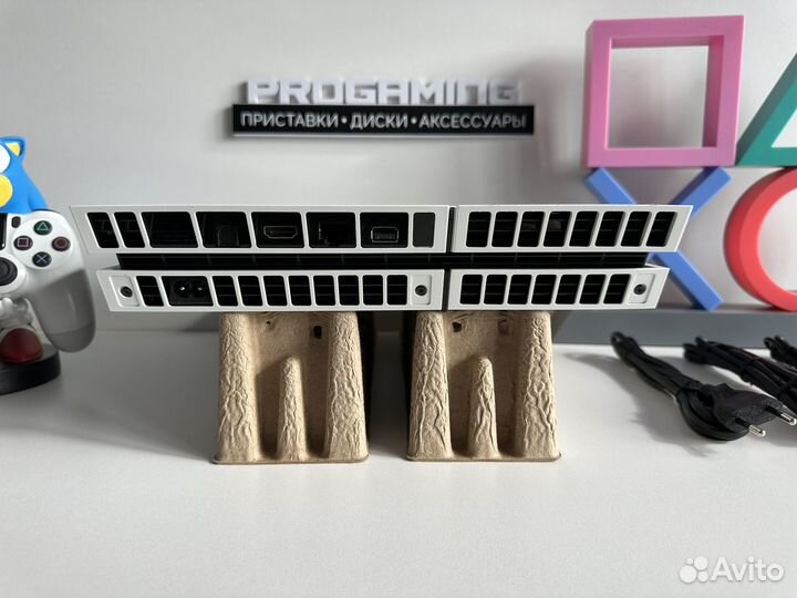 Sony PS4 Fat 500gb White отличное состояние