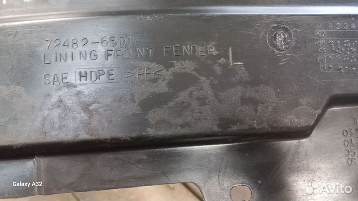 Подкрылок передний левый Suzuki grand vitara 1