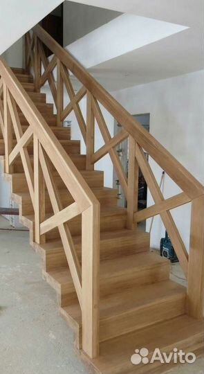 Лестница деревянная на заказ От производителя