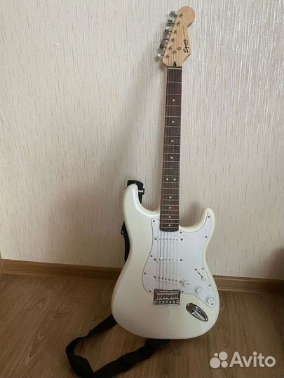 Электро гитара с комбиком fender