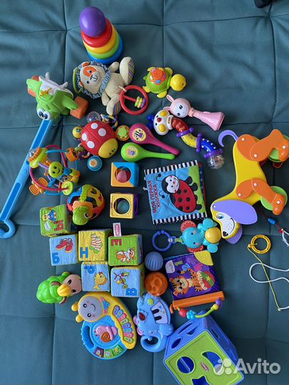 Коробка детских игрушек