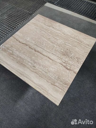 Столики из натурального камня