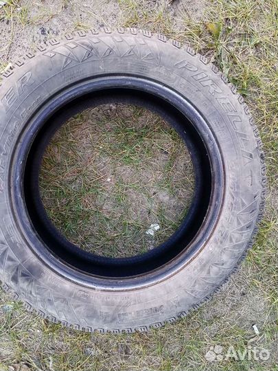 Pirelli Carrier Winter 215/55 R16