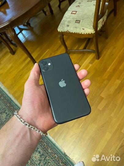 iPhone 11