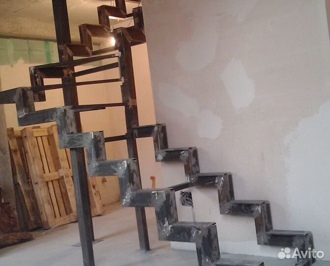 Металлокаркас Лестницы под Обшивку от Производител