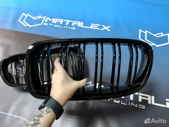 Решетка радиатора BMW F30 M глянец