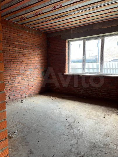 Дом 335 м² на участке 8 сот.