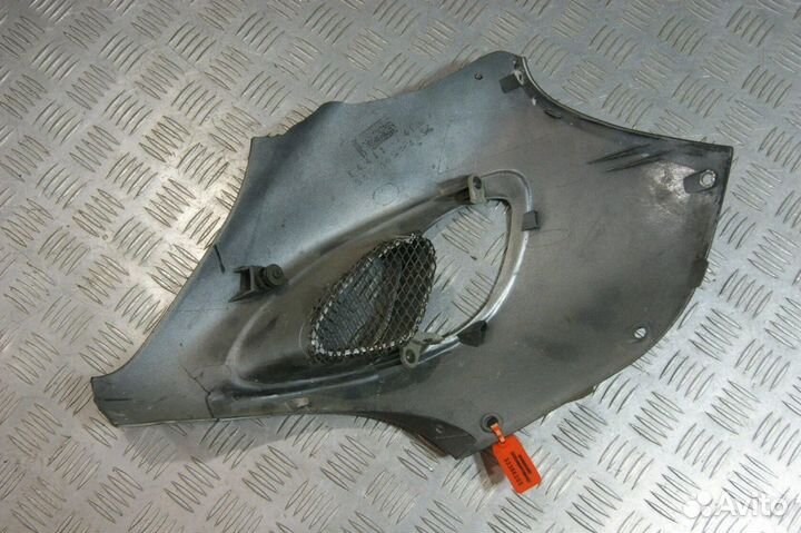 Пластик передний Suzuki GSX1300R hayabusa