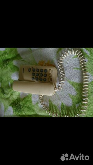 Кнопочный телефон