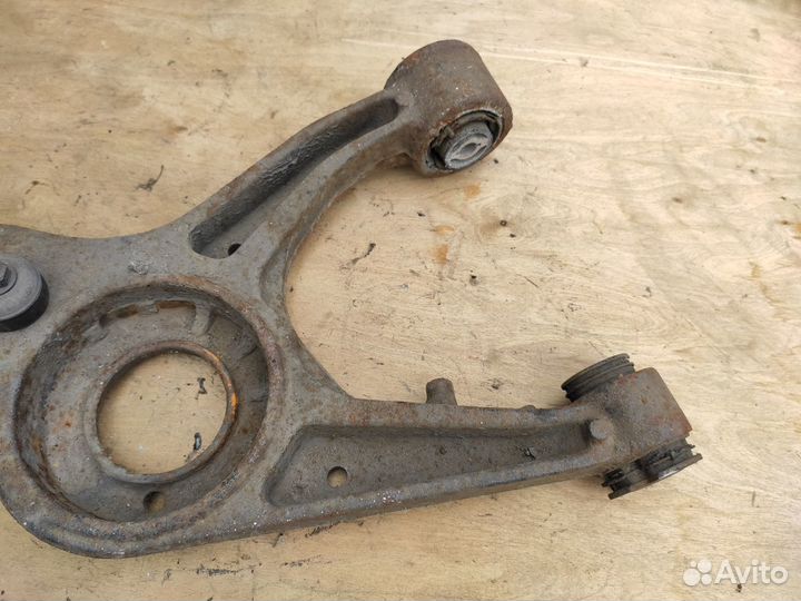 Рычаг задний левый на Opel Insignia 4x4
