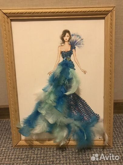 Павлин-девушка