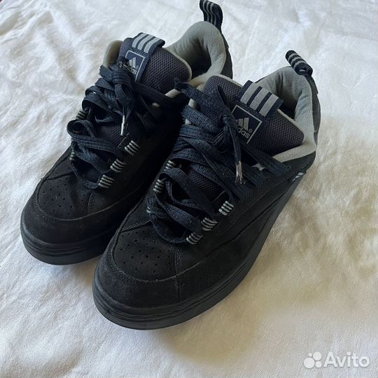 Кроссовки adidas