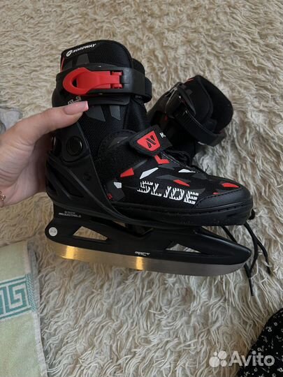 Коньки хоккейные детские