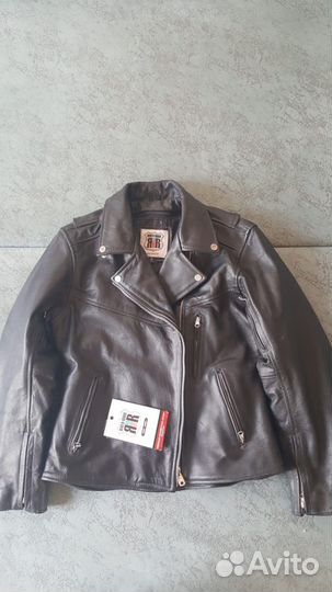 Мотокуртка кожаная женская