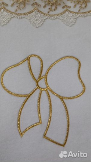 Комплект на выписку(конверт,комбинезон,чепчик)