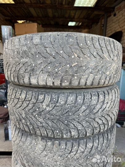 Nokian Tyres Hakkapeliitta 9 195/65 R15 95T