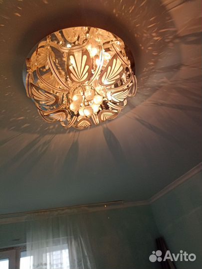 Светильник потолочный