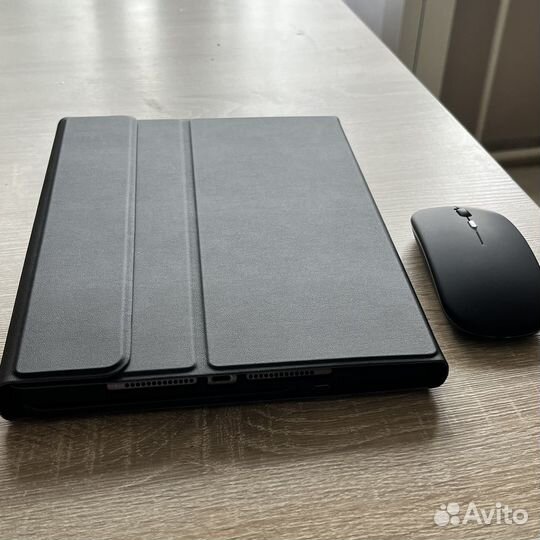 Чехол клавиатура с мышкой беспроводной