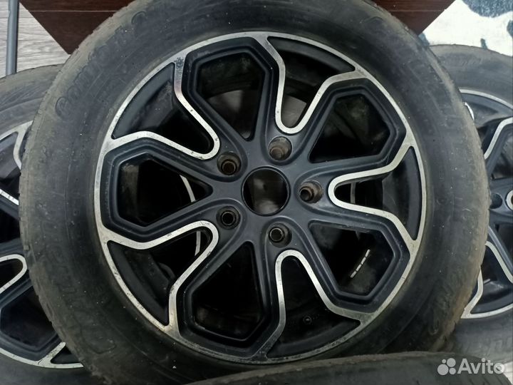 Диски с резиной R15 5x114.3 D67.1 ET48