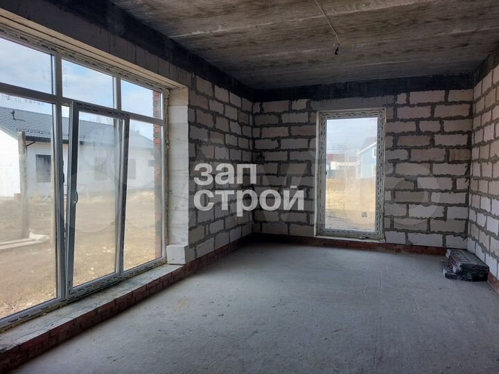 Дом 165 м² на участке 6,5 сот.