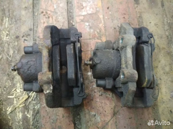 Передние суппорта Opel Vectra B