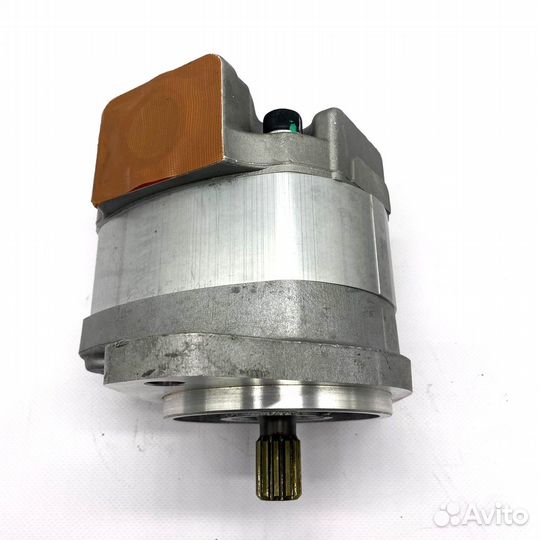 Гидравлический насос 705-22-32210