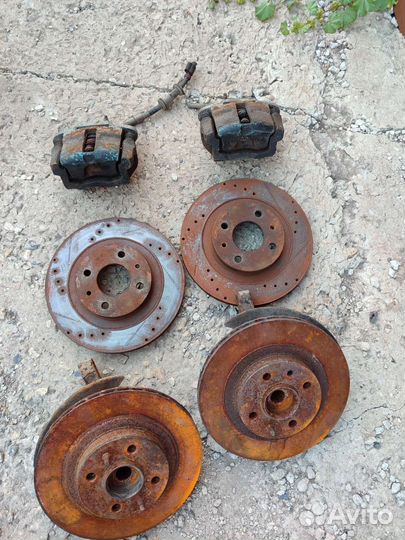 Тормозные диски + суппорта ваз 2110