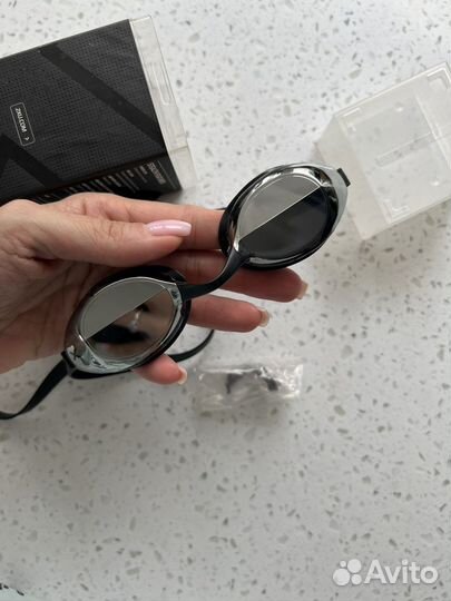 Очки для плавания stealth features