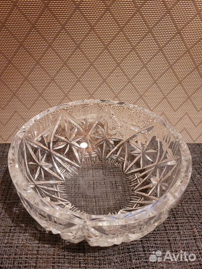 Хрустальная ваза