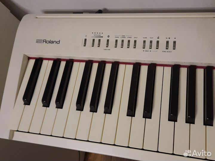 Цифровое фортепиано Roland FP30