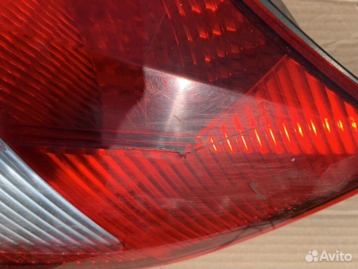 Фонарь задний правый renault scenic 2