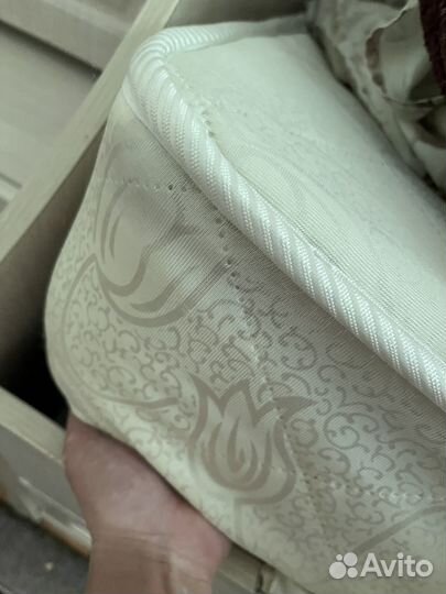 Двухярусная кровать