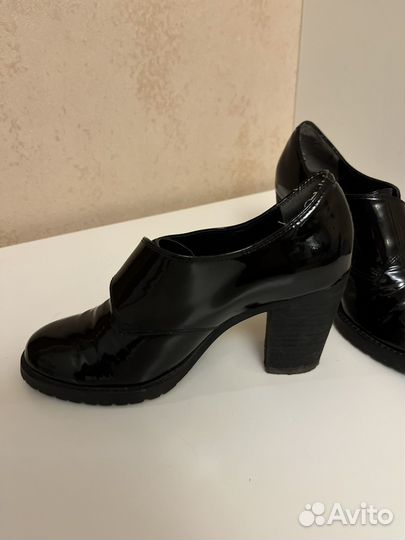 Туфли мери джейн лаковые