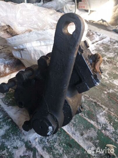 Рулевой редуктор ман 18.232