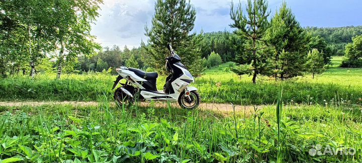 Скутер Abm zx50s
