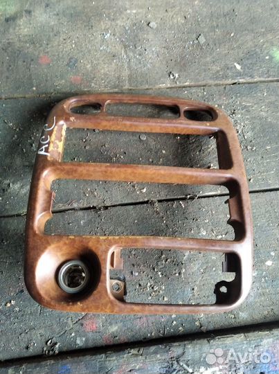 Рамка магнитолы Hyundai accent 1