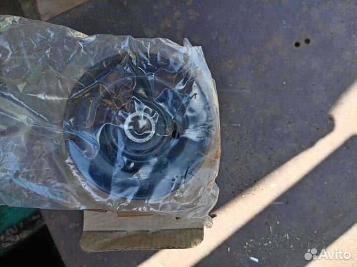 Ролик натяжной Nissan cefiro a32