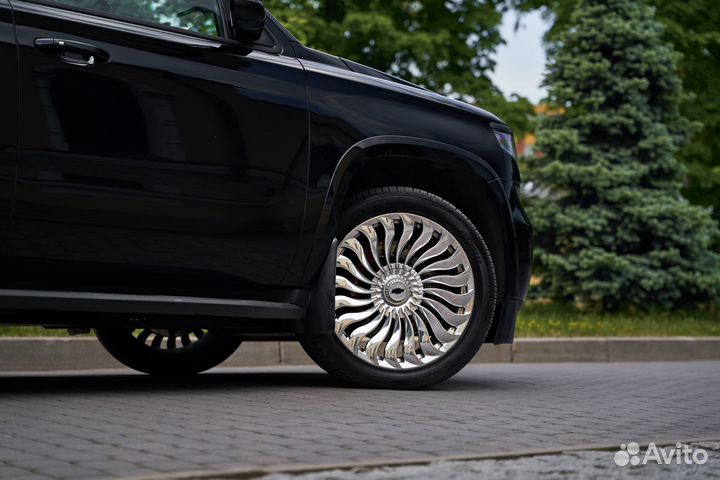 Кованые диски Maybach R22 на Chevrolet Tahoe