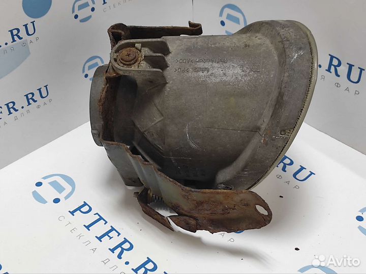 Форестер SG5 противотуманная фара, Правая