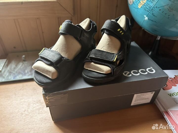 Сандалии ecco 37 на мальчика