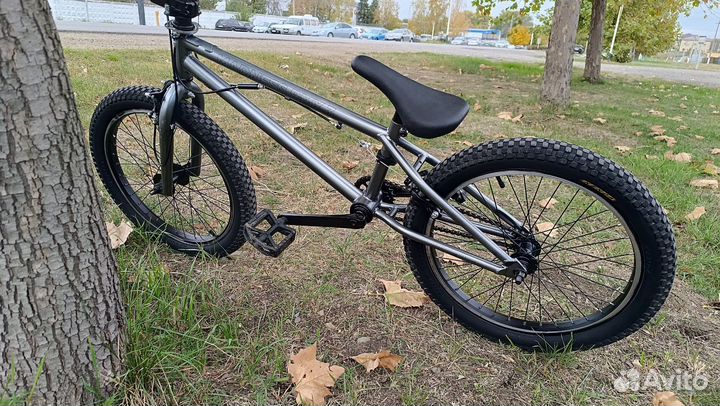 Трюковой велосипед bmx бу