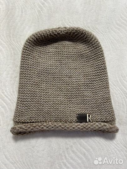 Женская шапка