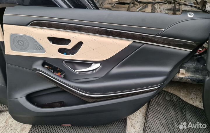 Дверные карты Mercedes W222