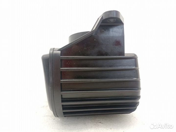 Резонатор воздушного фильтра Mercedes-Benz C-Class