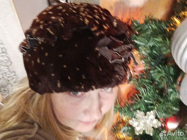 Берет женский зимний