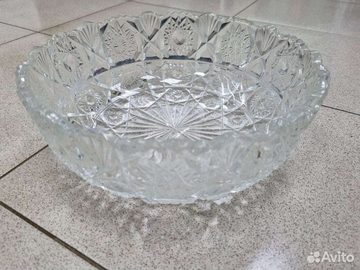Огромная ваза, салатник. Хрусталь СССР