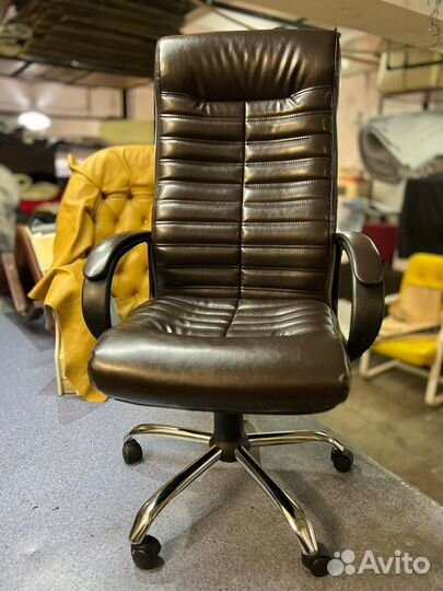 Кресло офисное