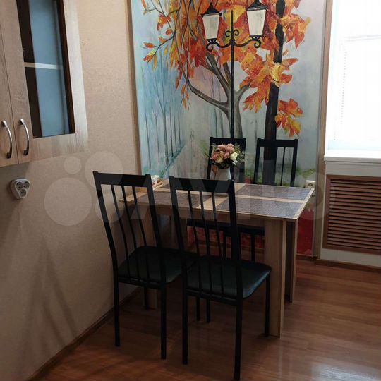 2-к. квартира, 74 м², 2/2 эт.