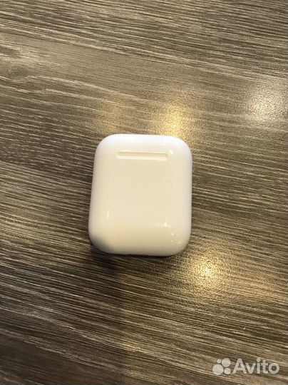 AirPods 2 кейс